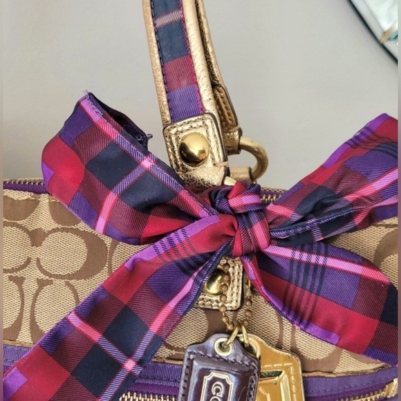 Coach Poppy Beautiful HTF! RARE! - Picture 8 of 16